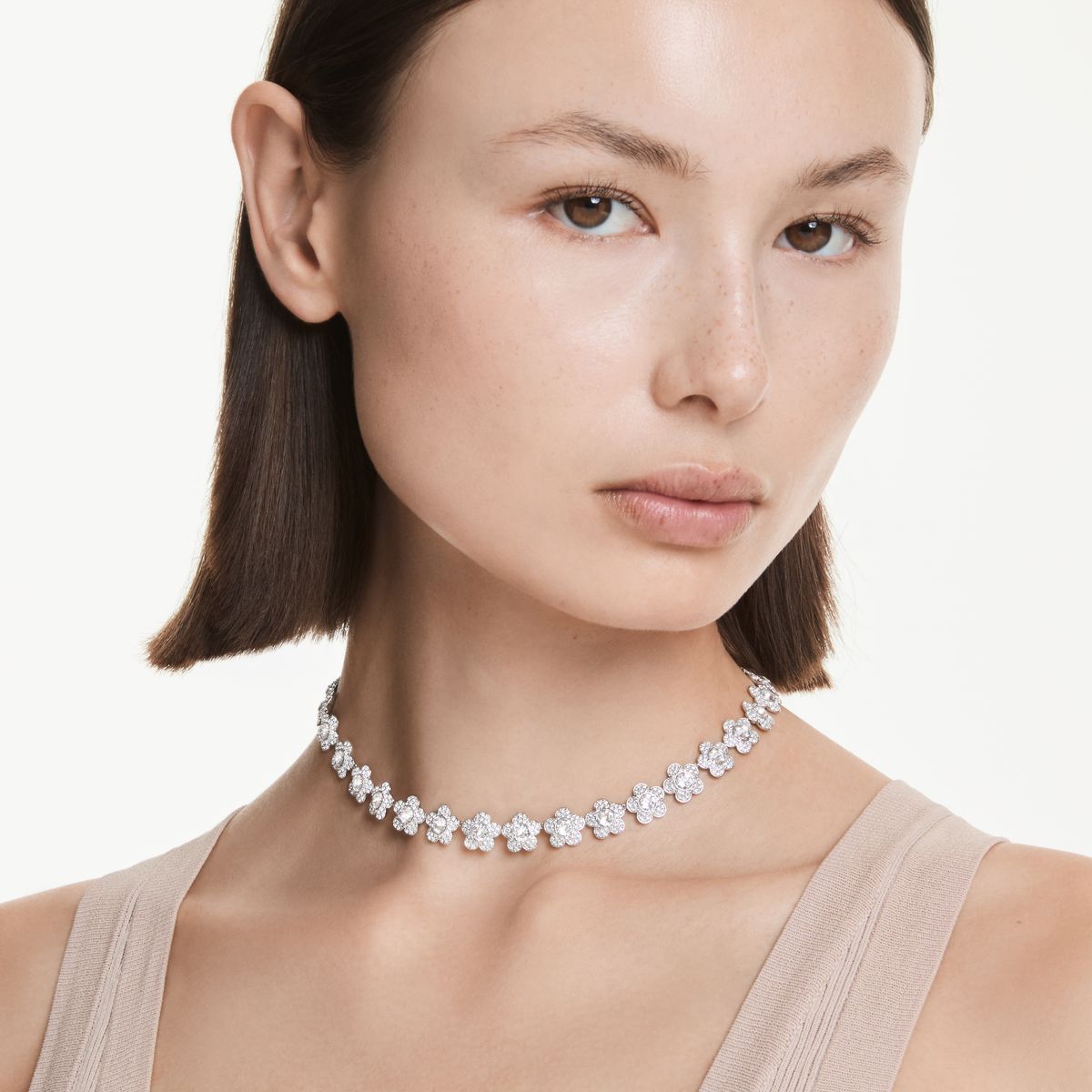 2026 Capsule All-Around Angelic Rhodium shiny Crystal - P_145127