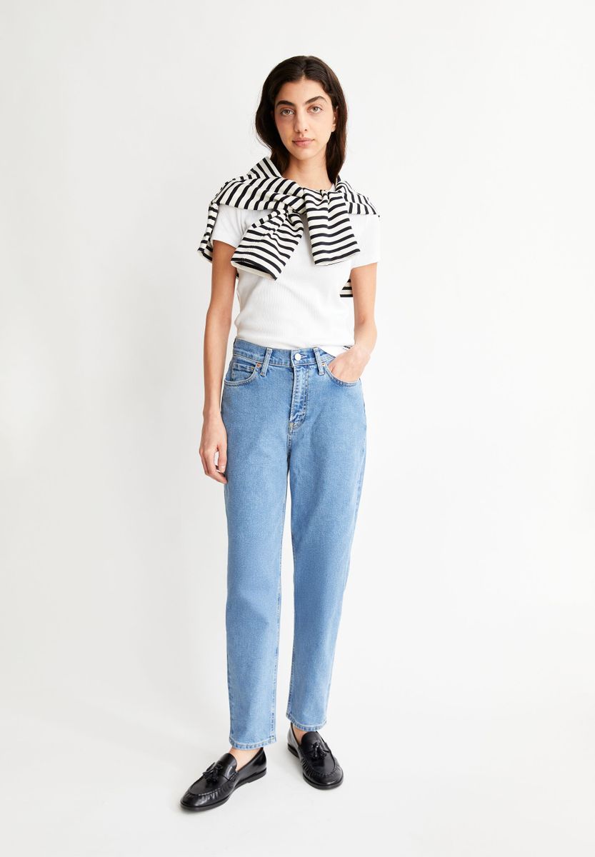 MAIRAA HIGH WAIST MOM JEAN
