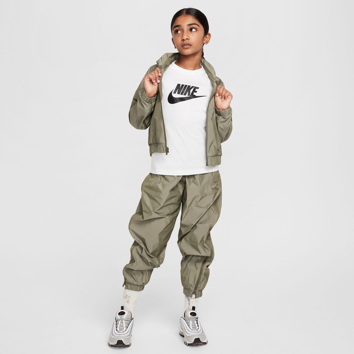 G NSW TEE BOY FUTURA HBR