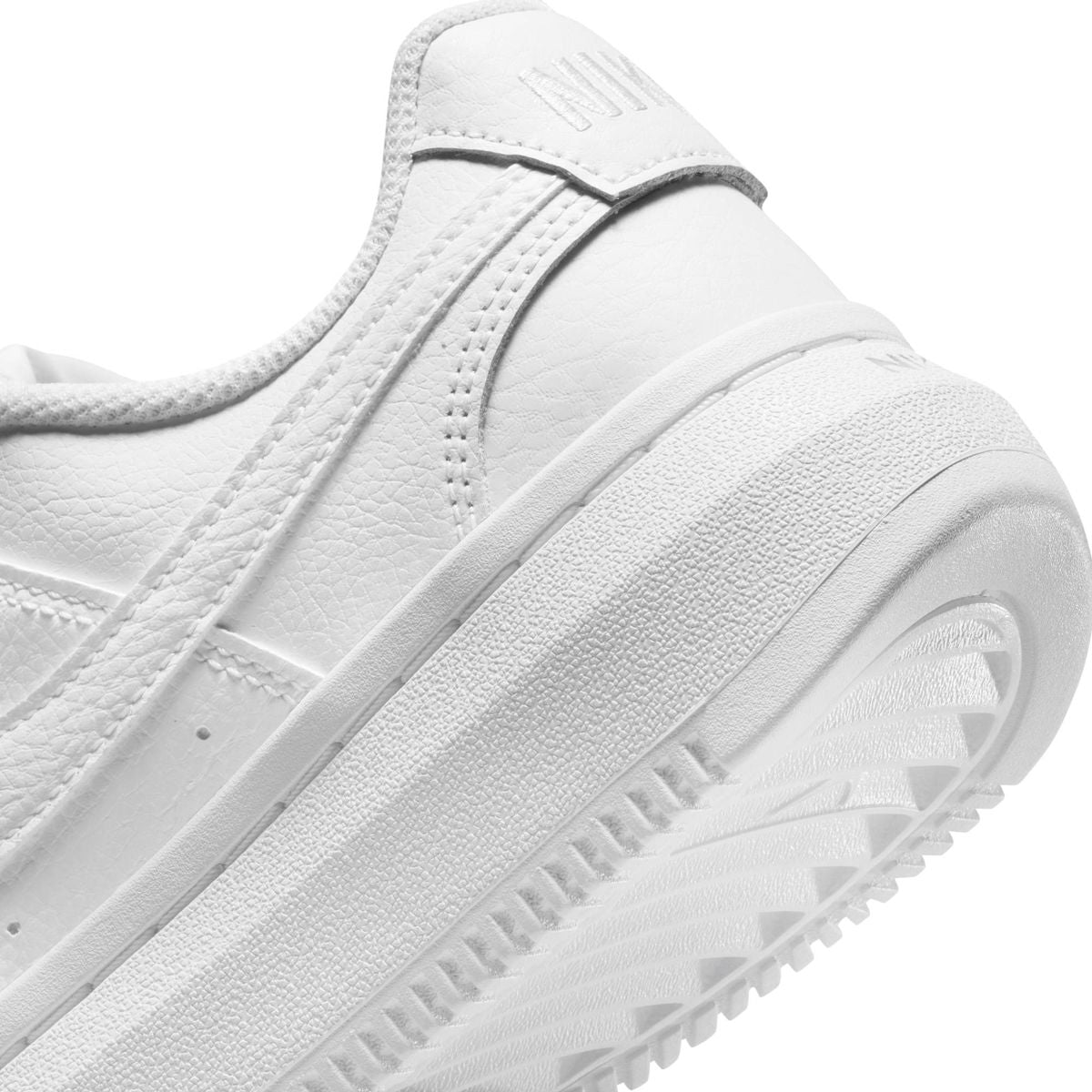 NIKE Damen Laufschuhe Court Vision Alta Leather