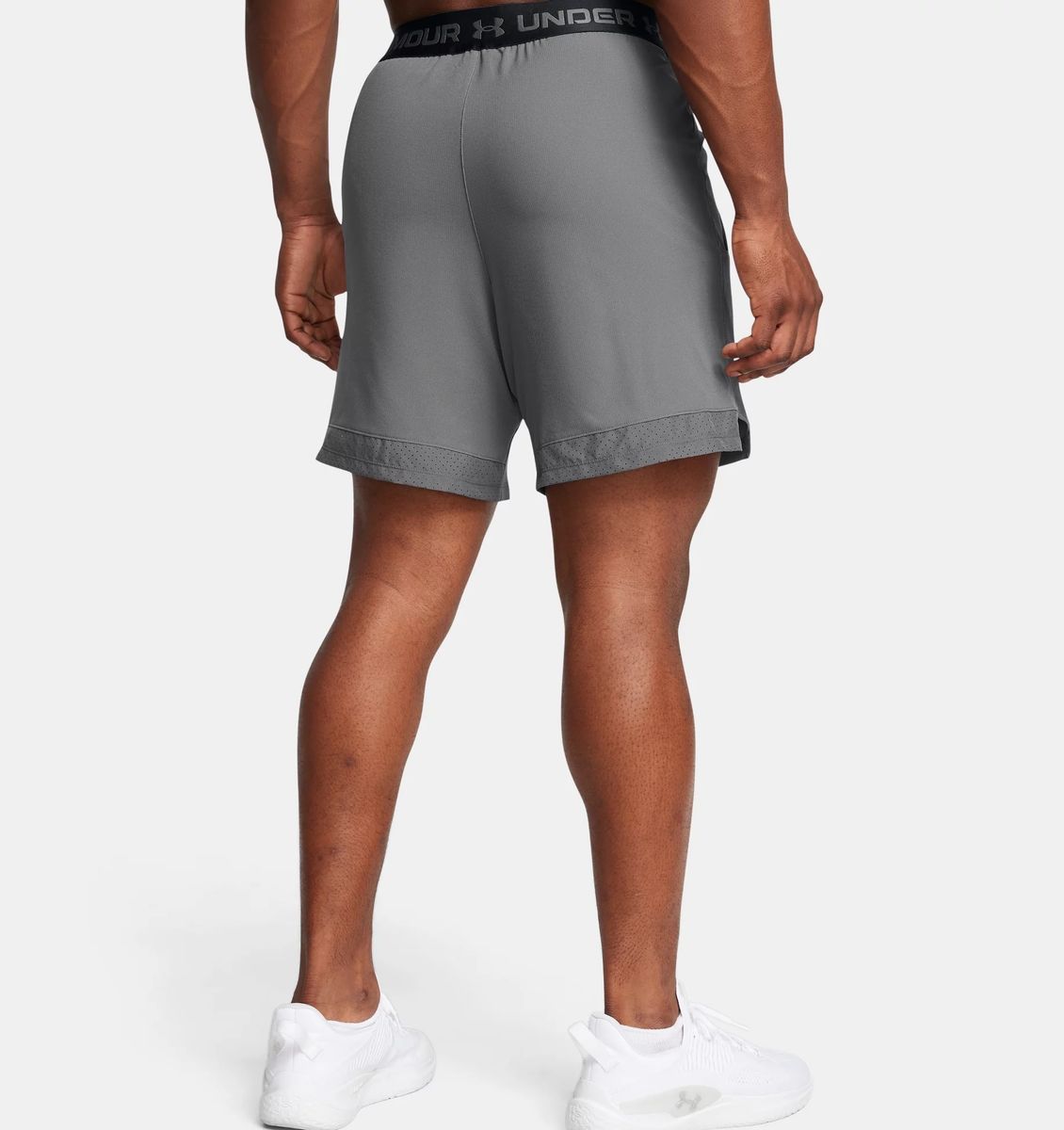 UA Vanish Woven 6in Shorts