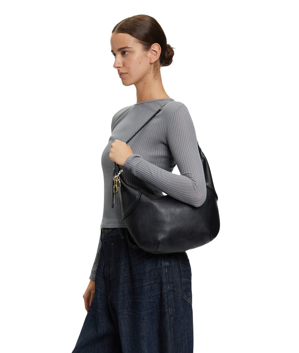 Ryker Hobo M