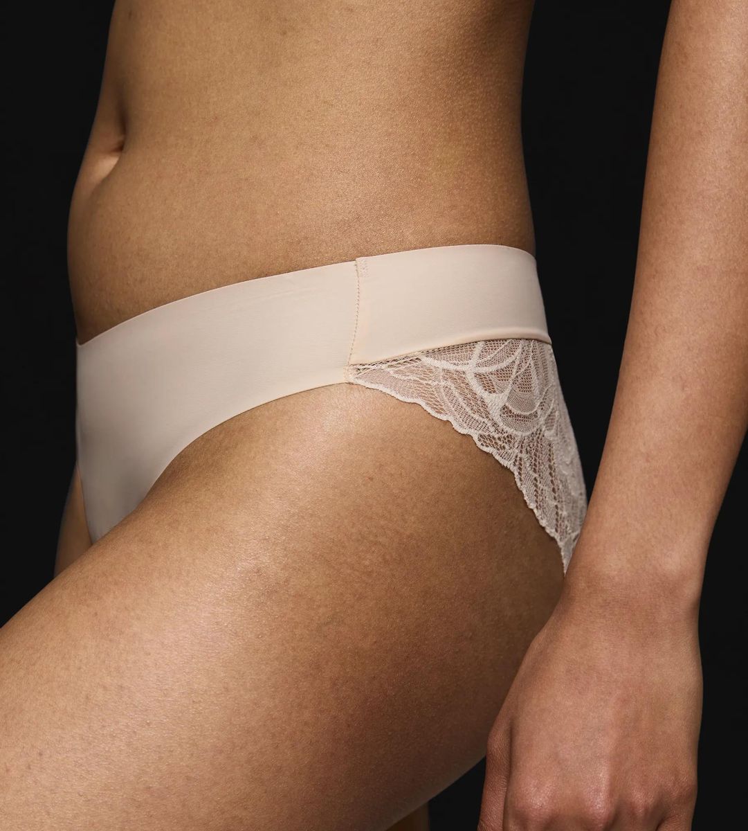 Body Make-Up Illusion Lace Highleg Tai