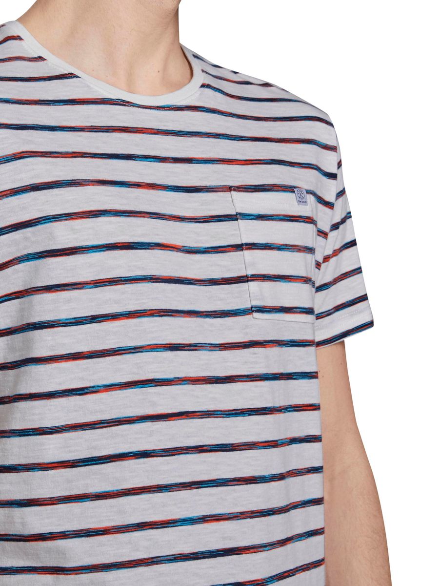 Gestreiftes T-Shirt mit Brusttasche