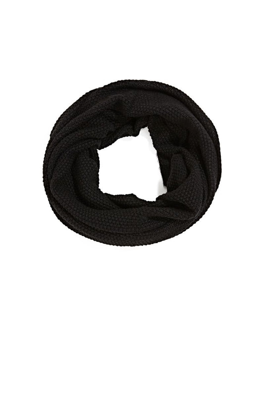 Loop-Schal aus recyceltem Garn