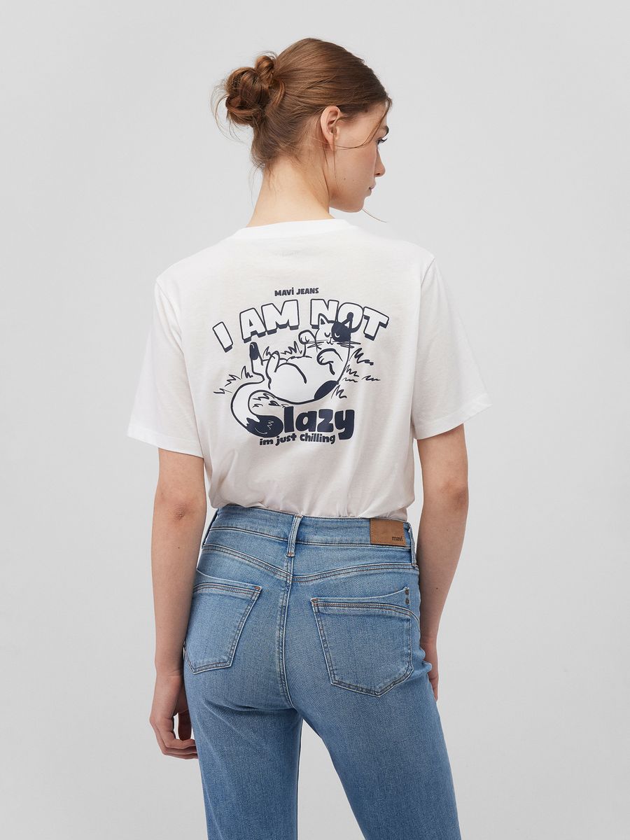 CAT CHILLING TEE