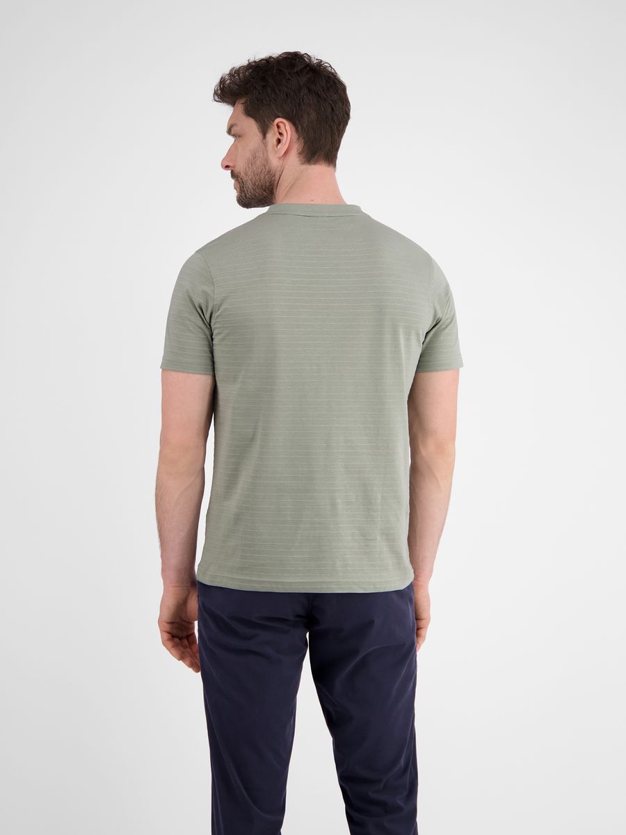 V-NECK