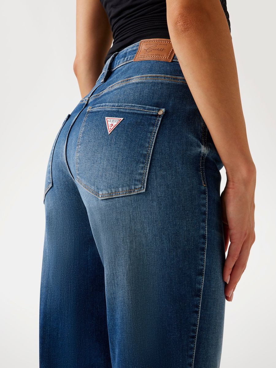 SEXY STRAIGHT