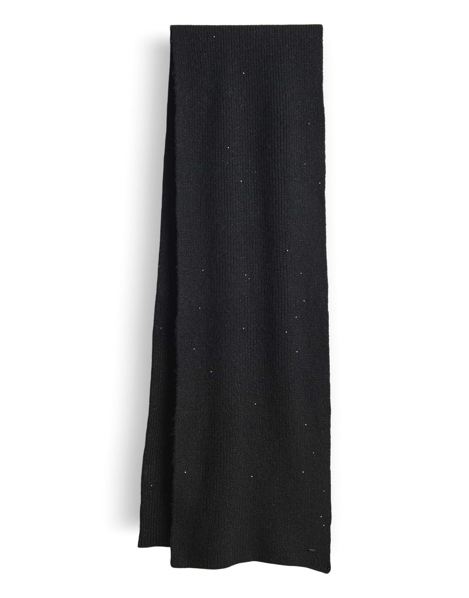 Ashiny scarf