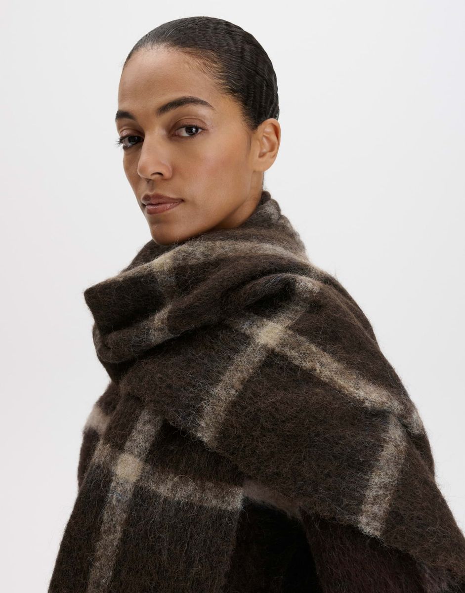 Bamah scarf