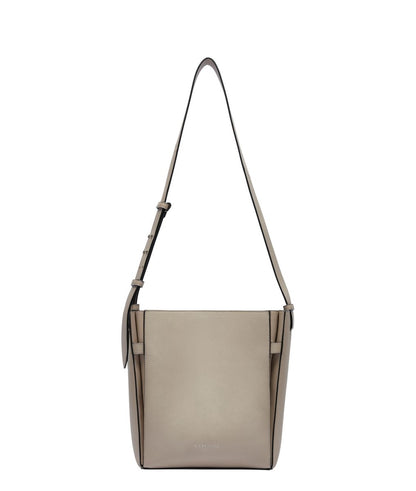 Hilla Hobo M