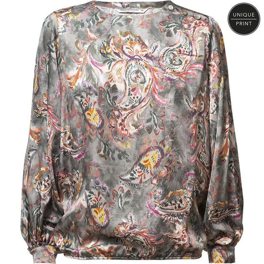 Top painted paisley