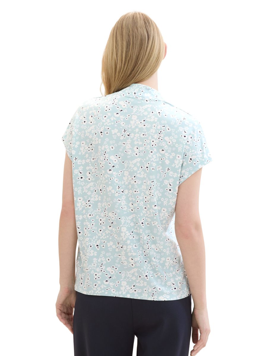 T-Shirt mit V-Ausschnitt