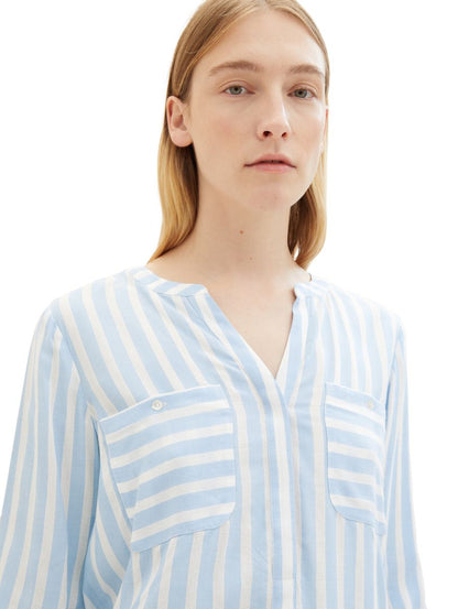 Gestreifte Bluse mit Taschen