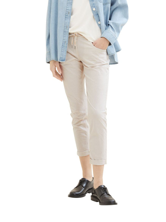Tapered Relaxed Hose mit Bio-Baumwolle