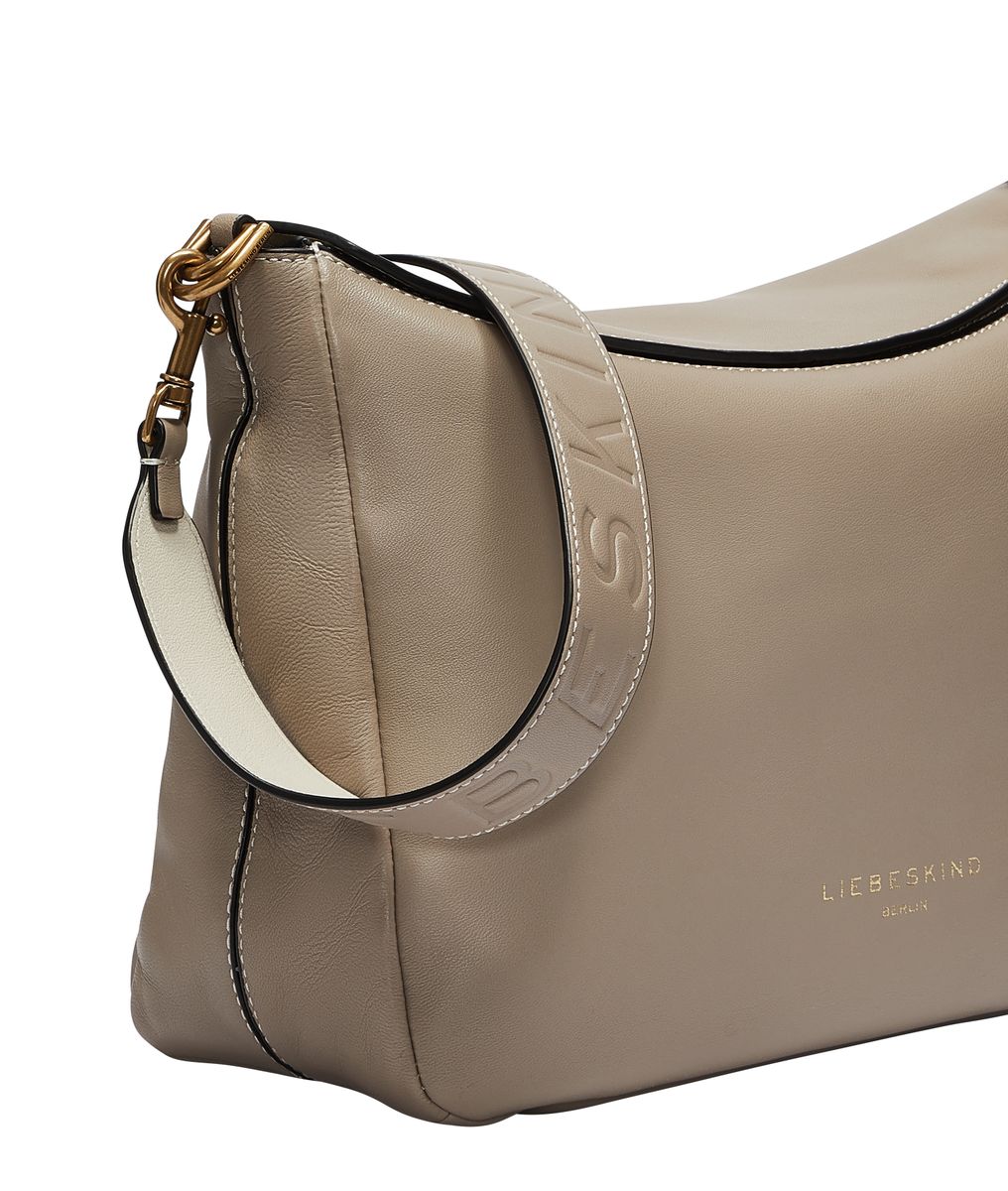 Alessa Hobo M