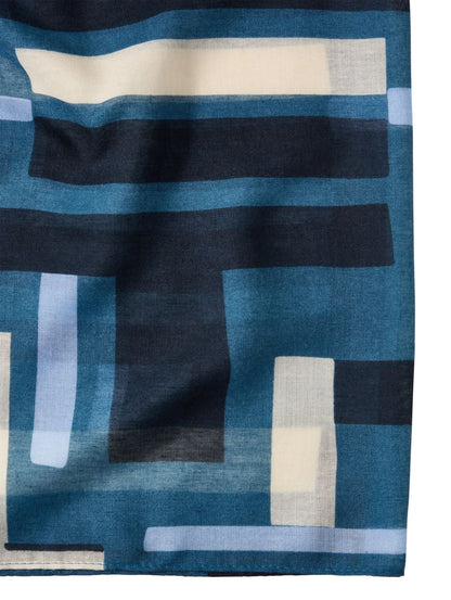 Loop-Schal mit Muster