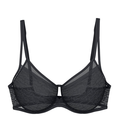 Triumph Signature Sheer W01 EX