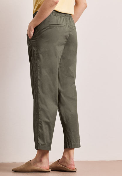 Straight Leg Hose in Hose Papertouchware