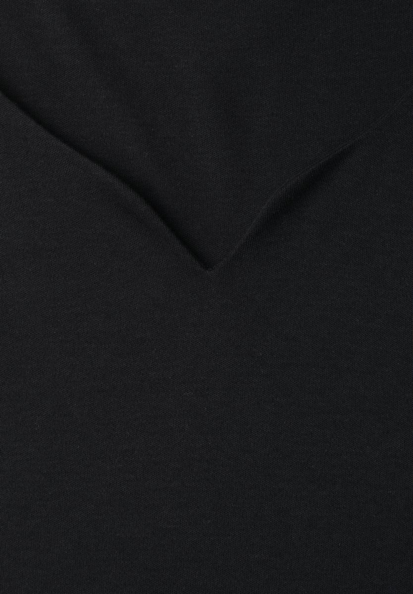 Basic T-Shirt mit Herzausschnitt