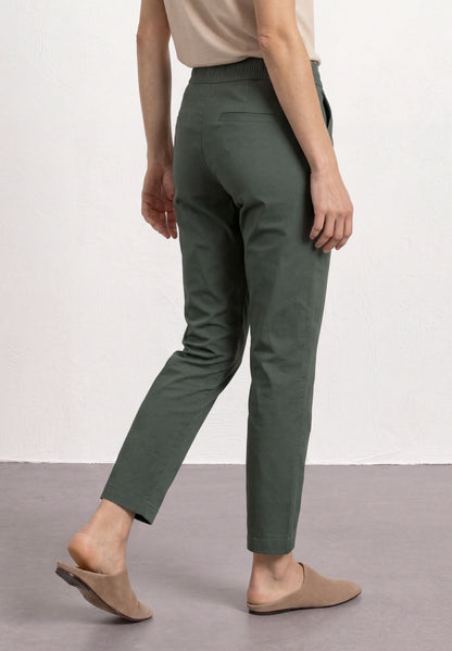 Slim Leg Chino mit Elastikbund
