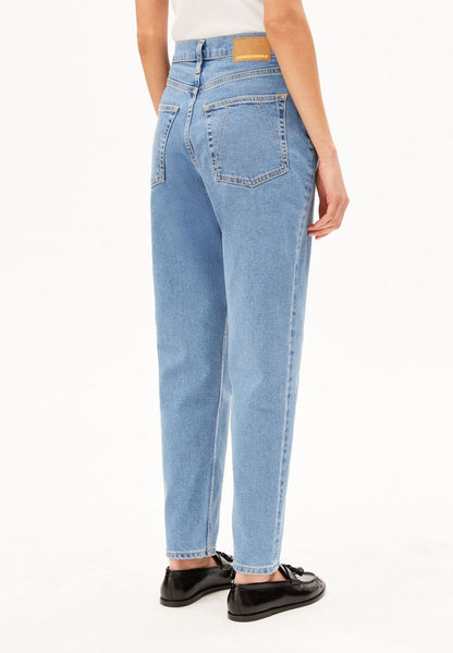 MAIRAA HIGH WAIST MOM JEAN