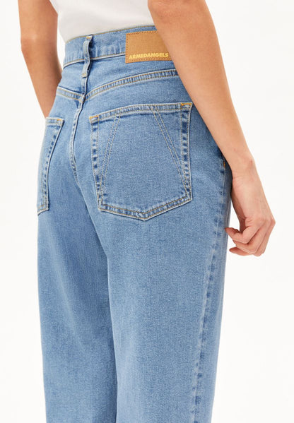 MAIRAA HIGH WAIST MOM JEAN