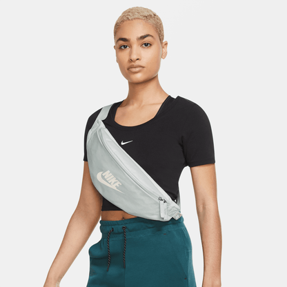 NK HERITAGE WAISTPACK - FA21