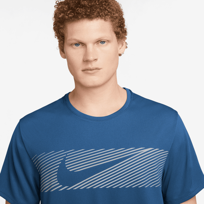 Nike Miler Flash