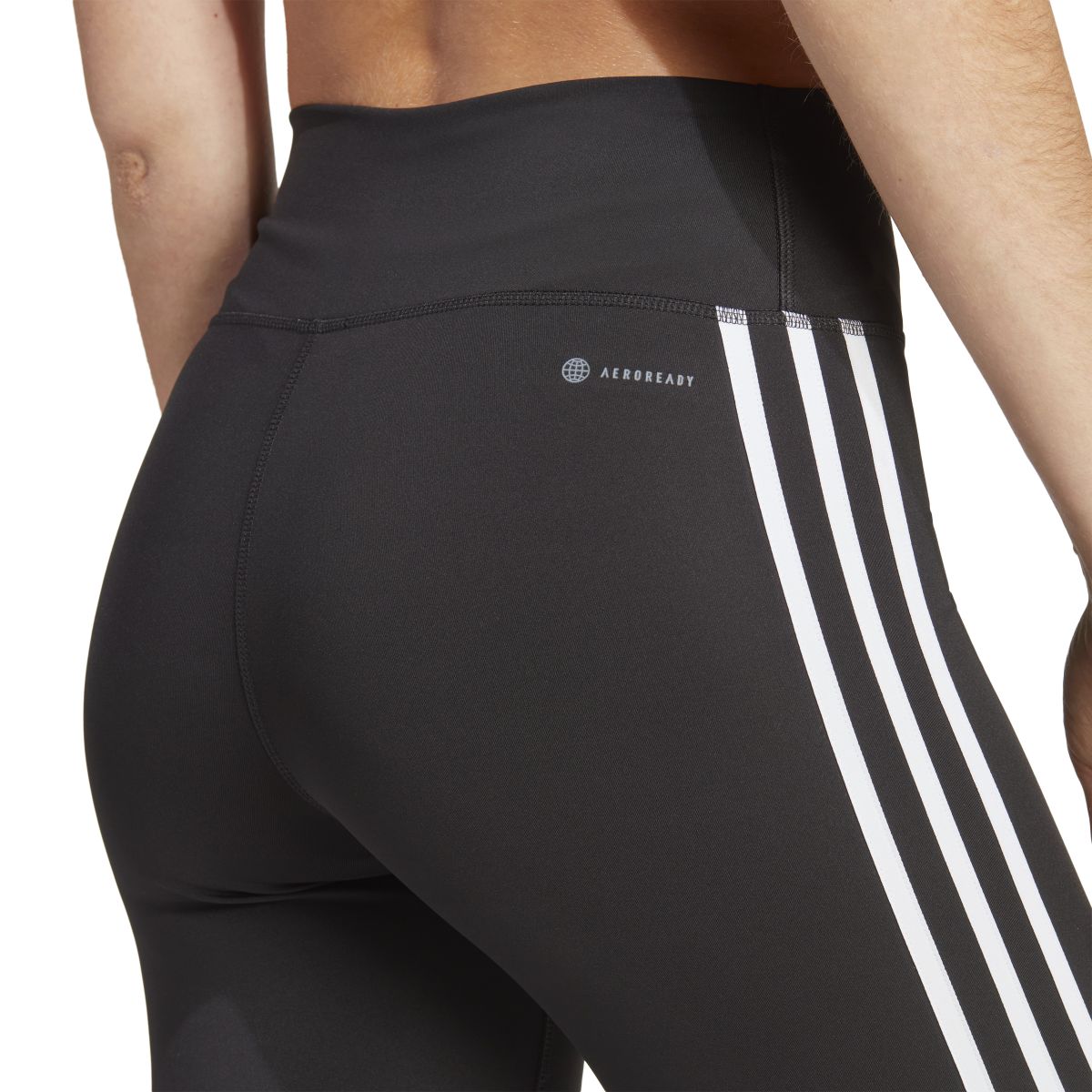 Train Essentials 3-Streifen High-Waisted 3/4-Leggings