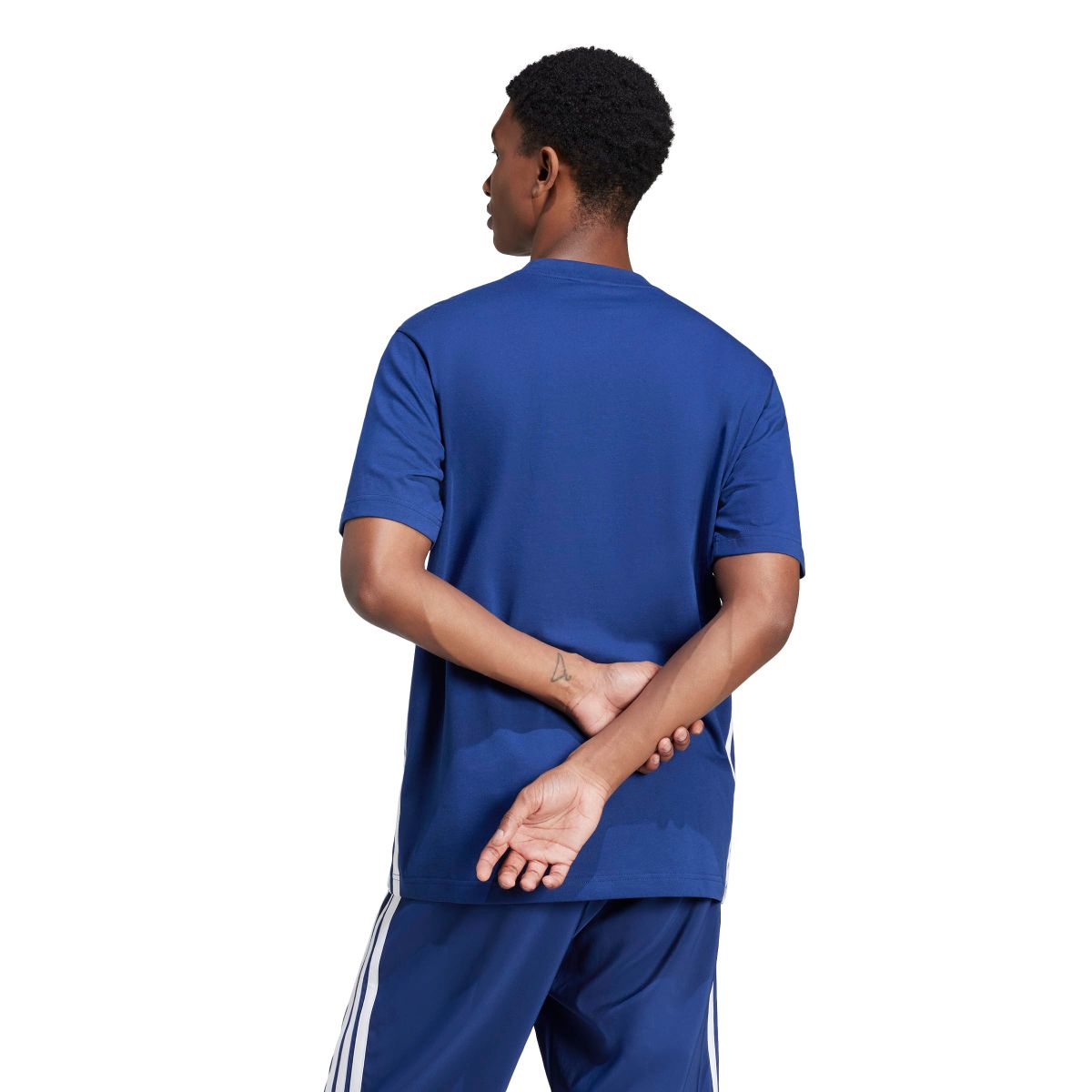 Essentials 3-Streifen Single Jersey T-Shirt