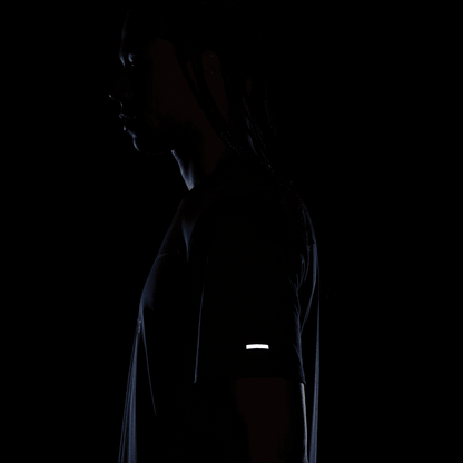 Nike M Nk Df Uv Miler Rundvn Ss Gfx - midnight navy/reflective silv