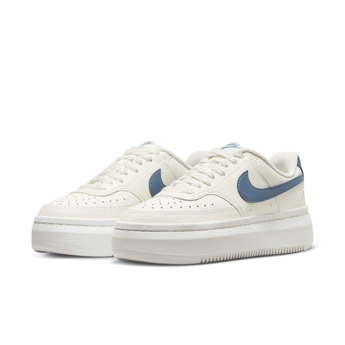 W NIKE COURT VISION ALTA LTR