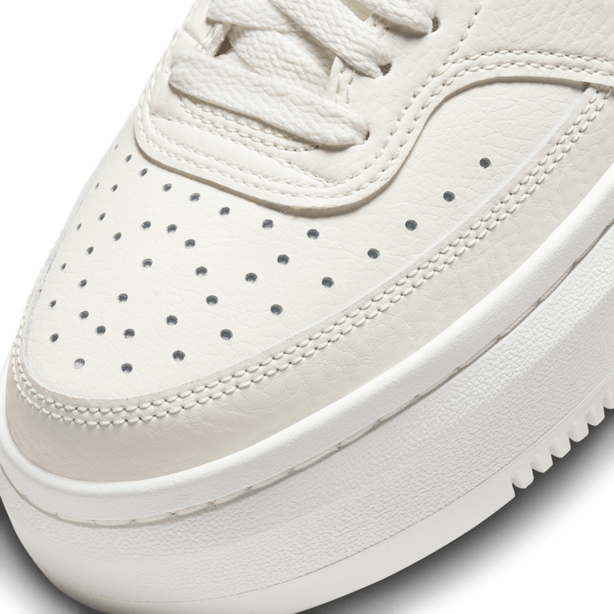 W NIKE COURT VISION ALTA LTR