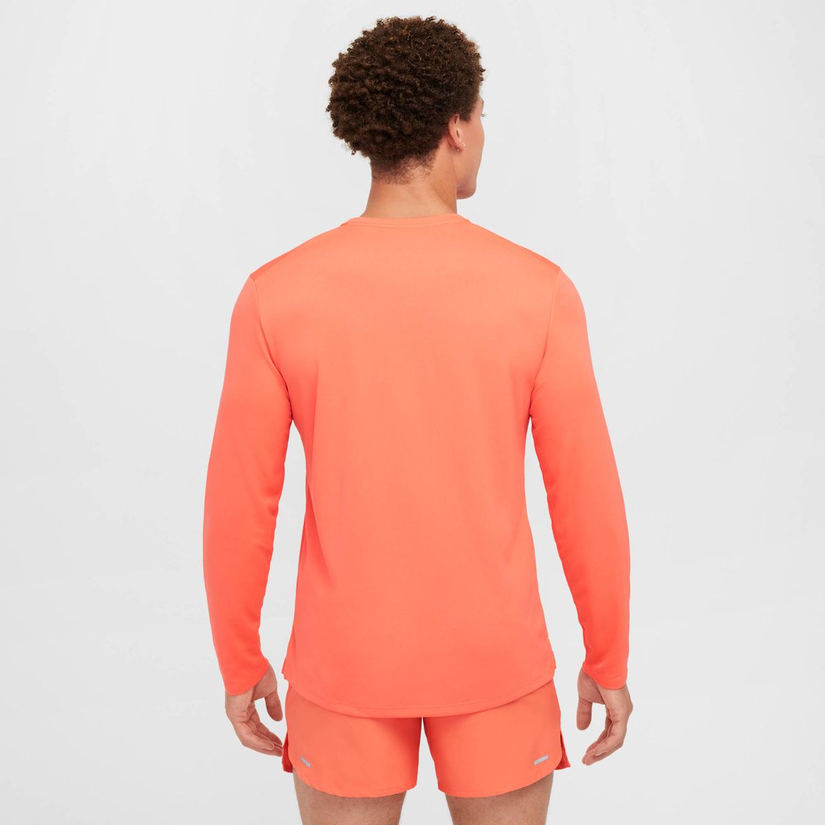 Nike M Nk Df Uv Miler Top Ls - lt wild mango/reflective silv
