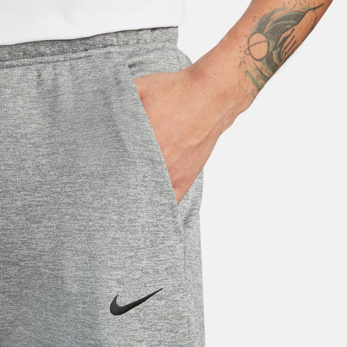 NIKE Herren Sporthose M NK TF PANT TAPER