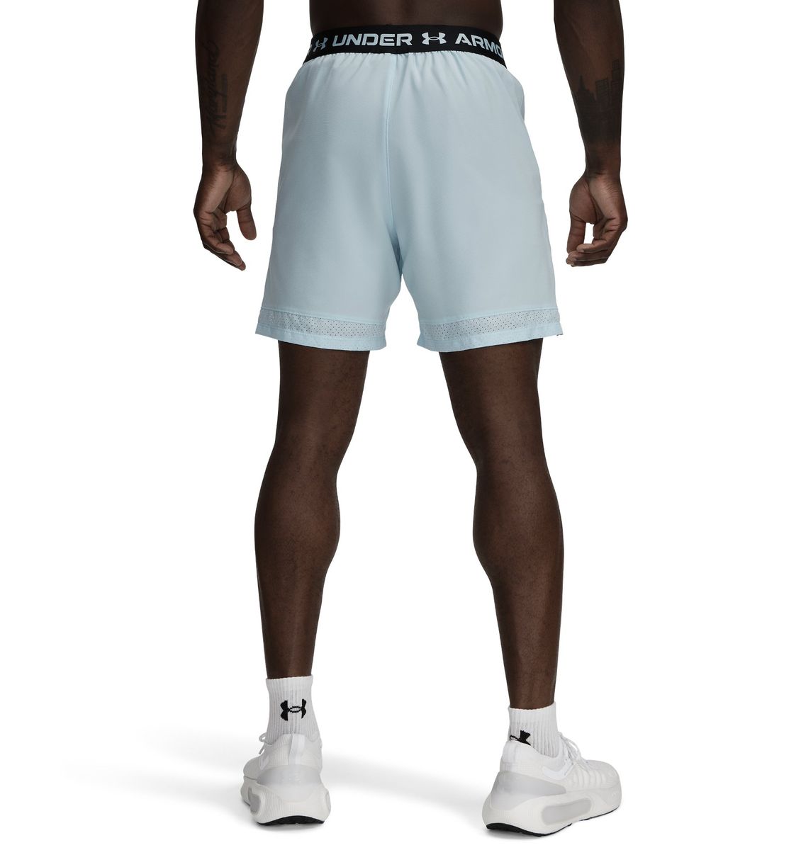 UA VANISH WOVEN 6IN SHORTS-BLU
