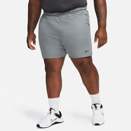 NIKE Herren Shorts M NK DF TOTALITY KNIT 7IN UL