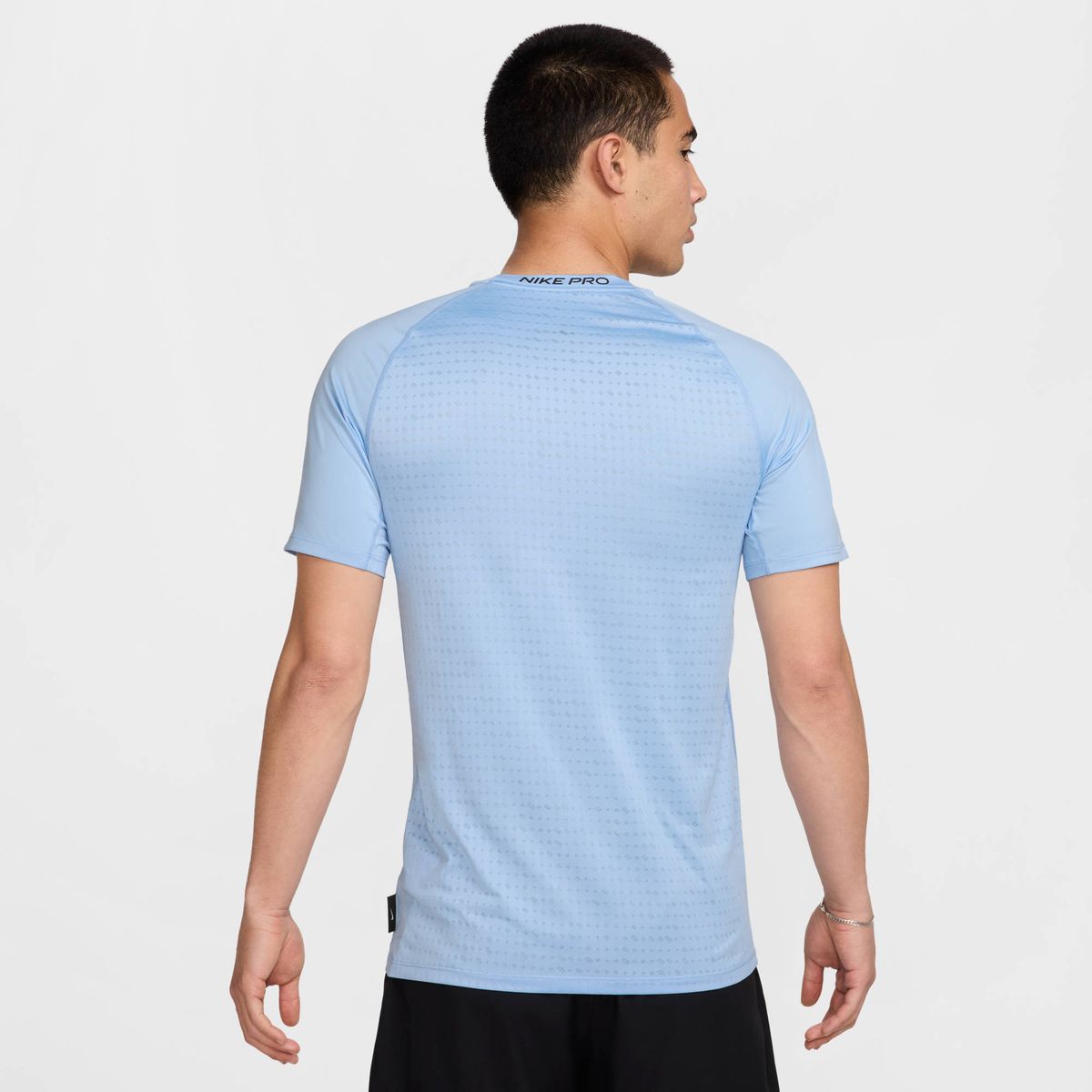 M NP BREATHE SLIM SS TOP