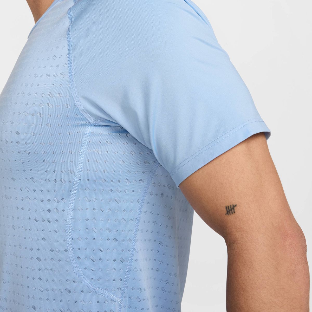 M NP BREATHE SLIM SS TOP
