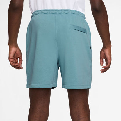 M NK CLUB FLOW FT SHORT