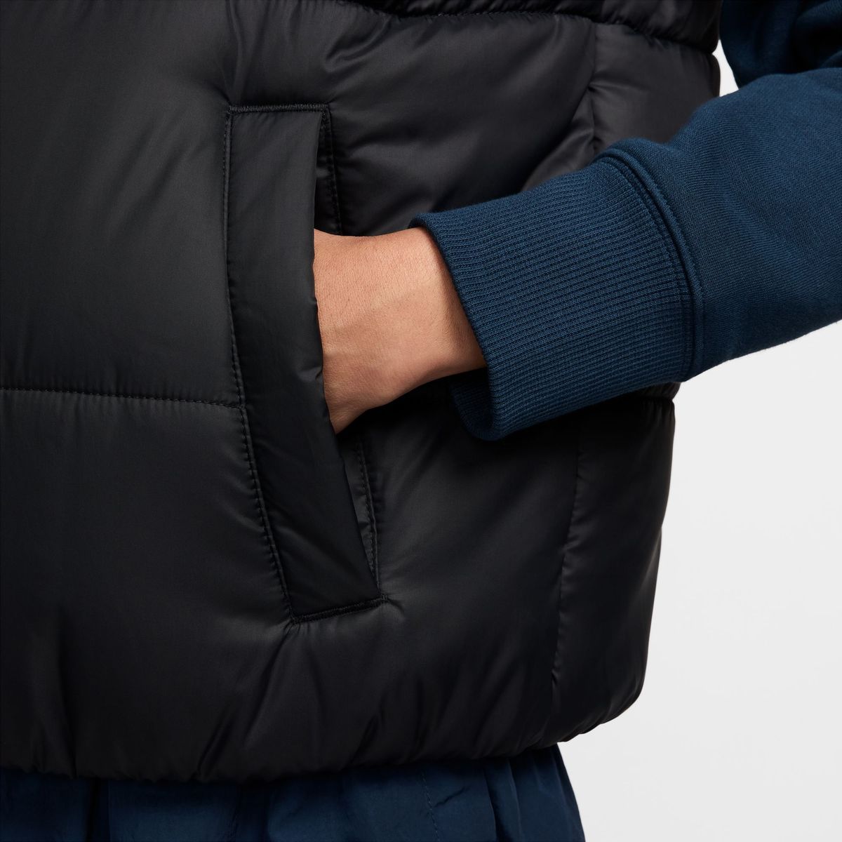 W NSW TF SYNFL NK CLSC VEST