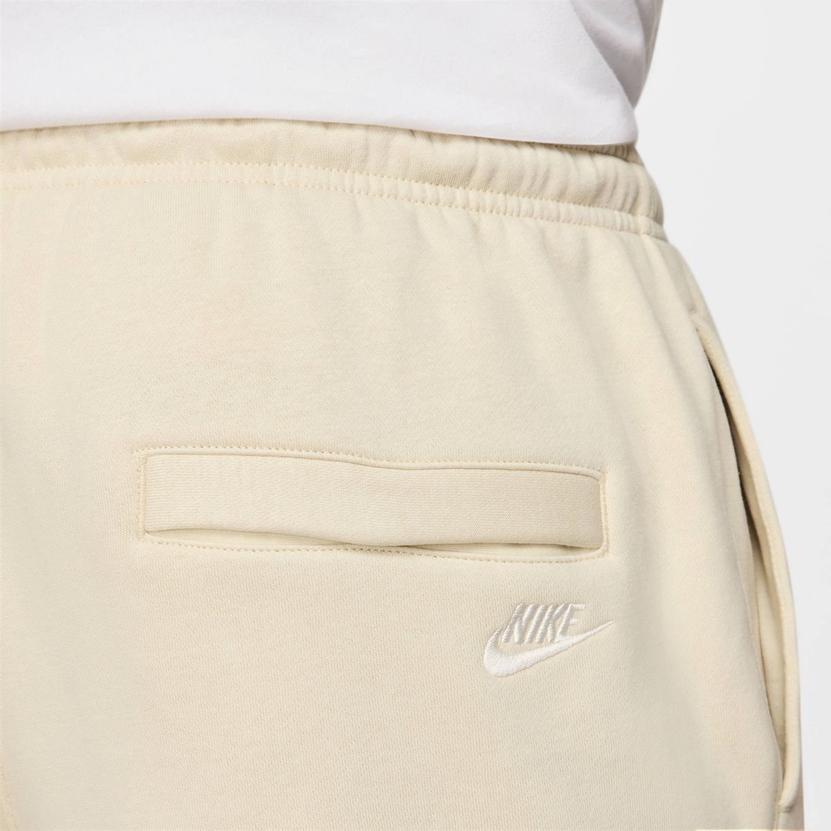 M NK CLUB BB CF PANT NSW GFX