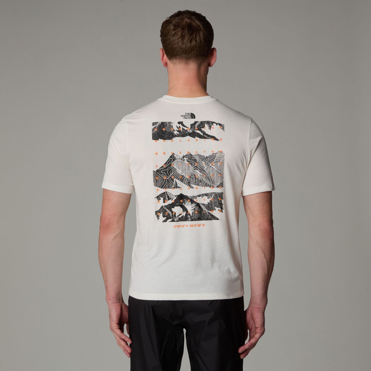 M FOUNDATION MOUNTAINS FACES TEE