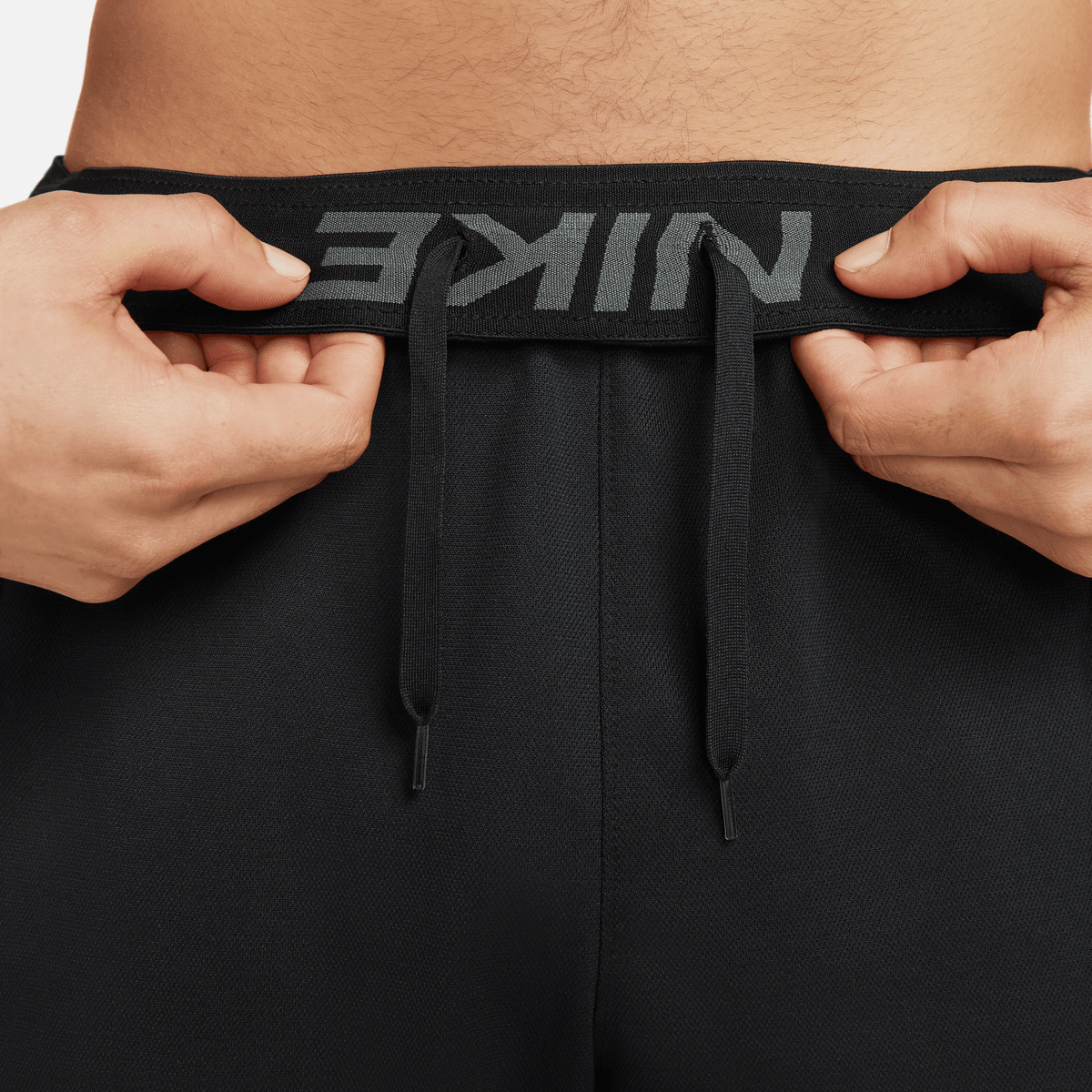 NIKE Herren Shorts M NK DF TOTALITY KNIT 7IN UL