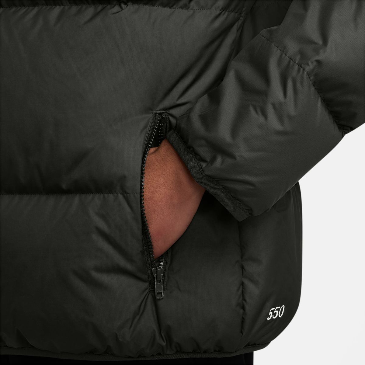 M NK TF CLUB PUFFER JACKET 650