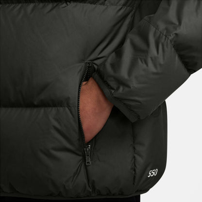 M NK TF CLUB PUFFER JACKET 650