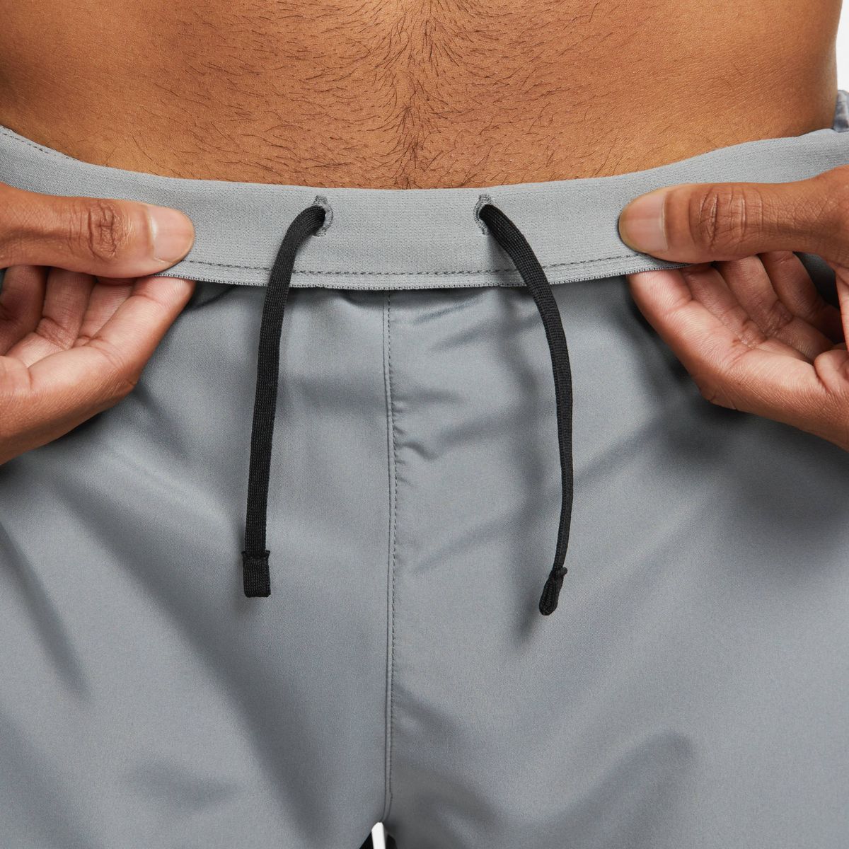 NIKE Herren M NK DF CHALLENGER 5BF SHORT