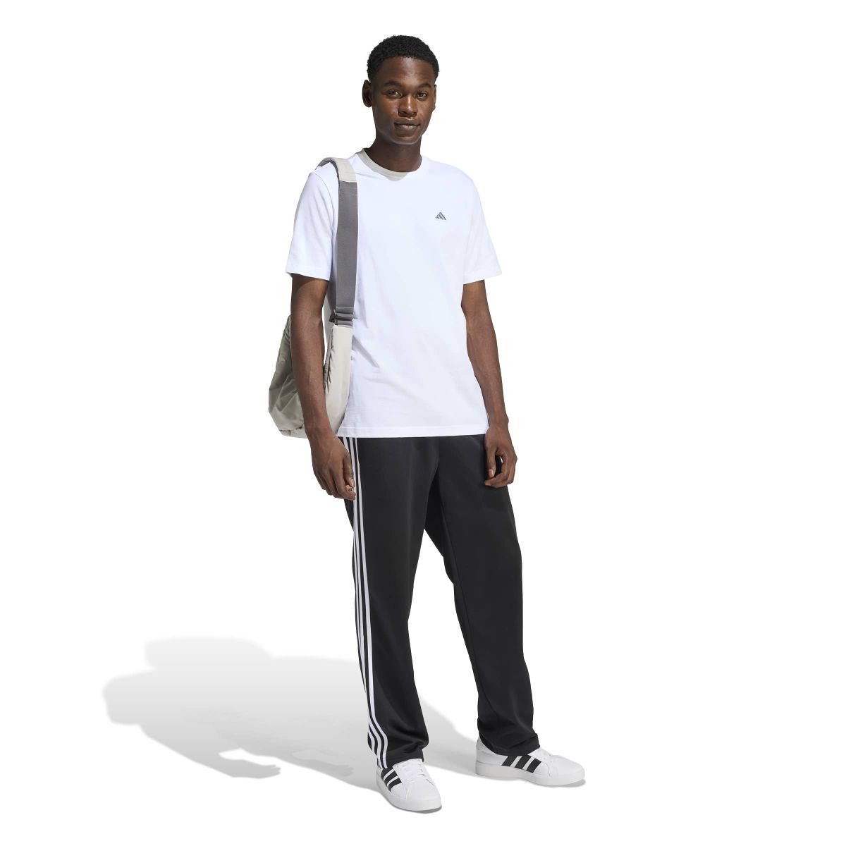 COLOR ICON GRAPHIC T-SHIRT