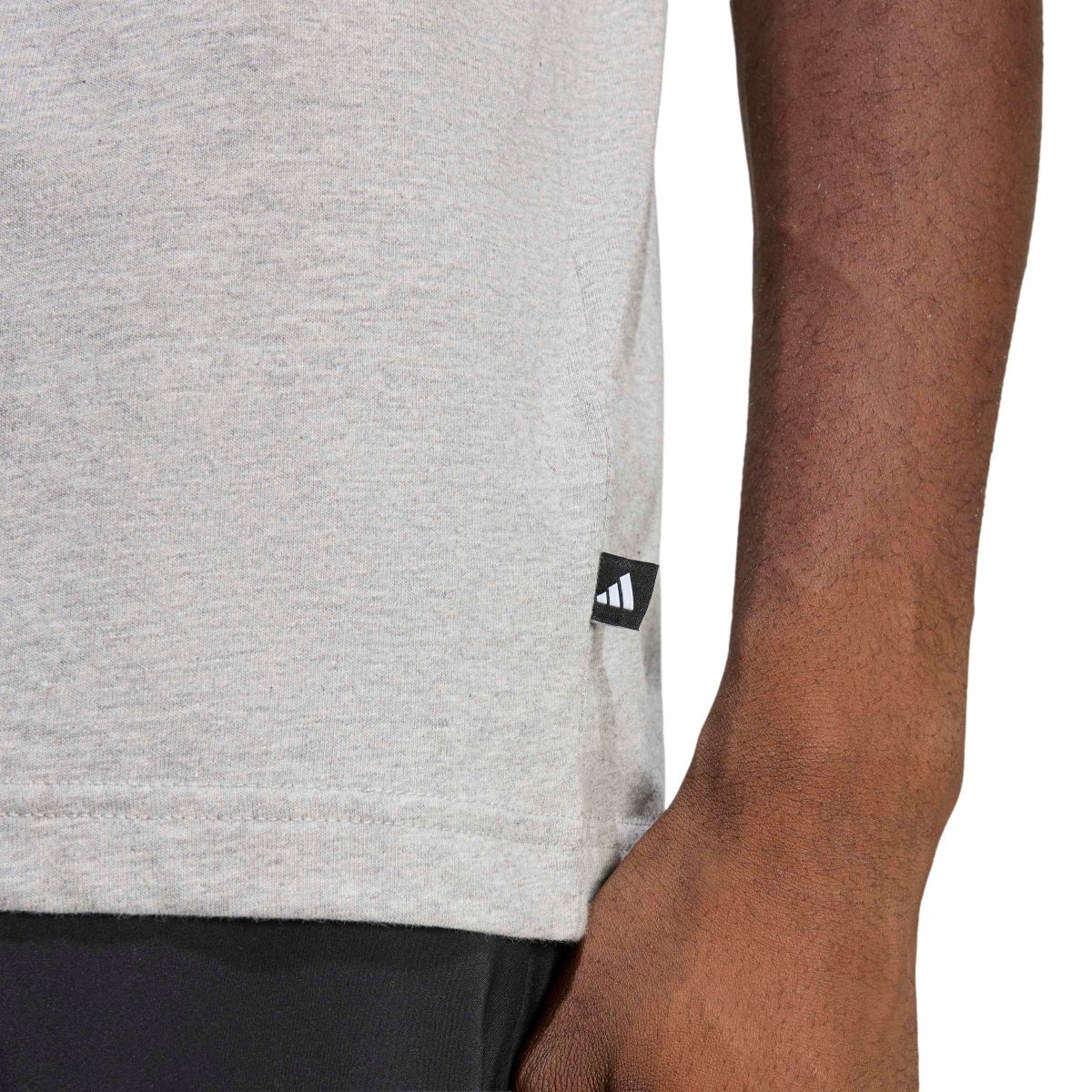 COLOR ICON GRAPHIC T-SHIRT